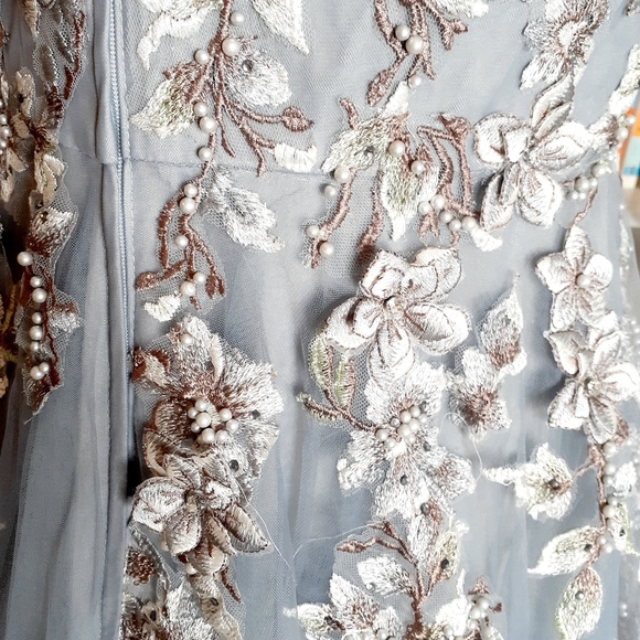 NEW LA FEMME Embroidered & Beaded Ballgown Z55 - Picture 11 of 12